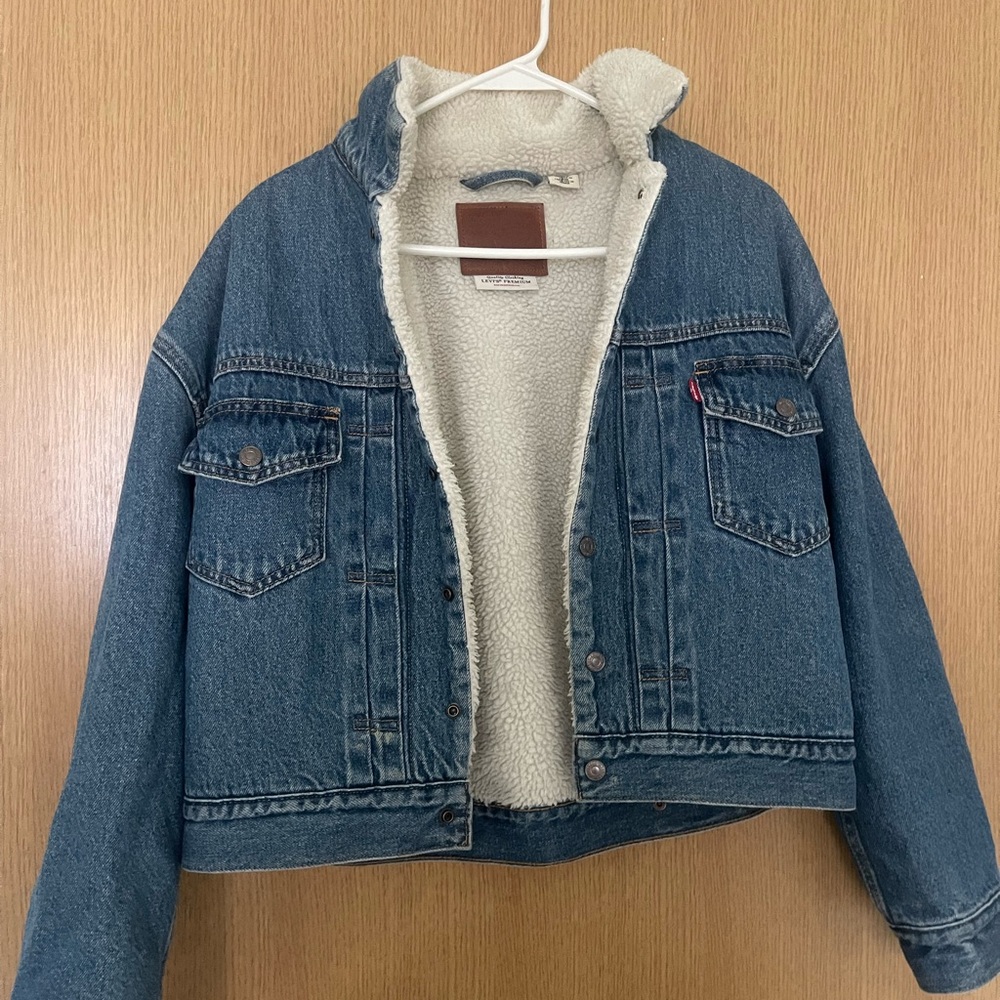 Levi’s Denim Jacket Women’s Medium